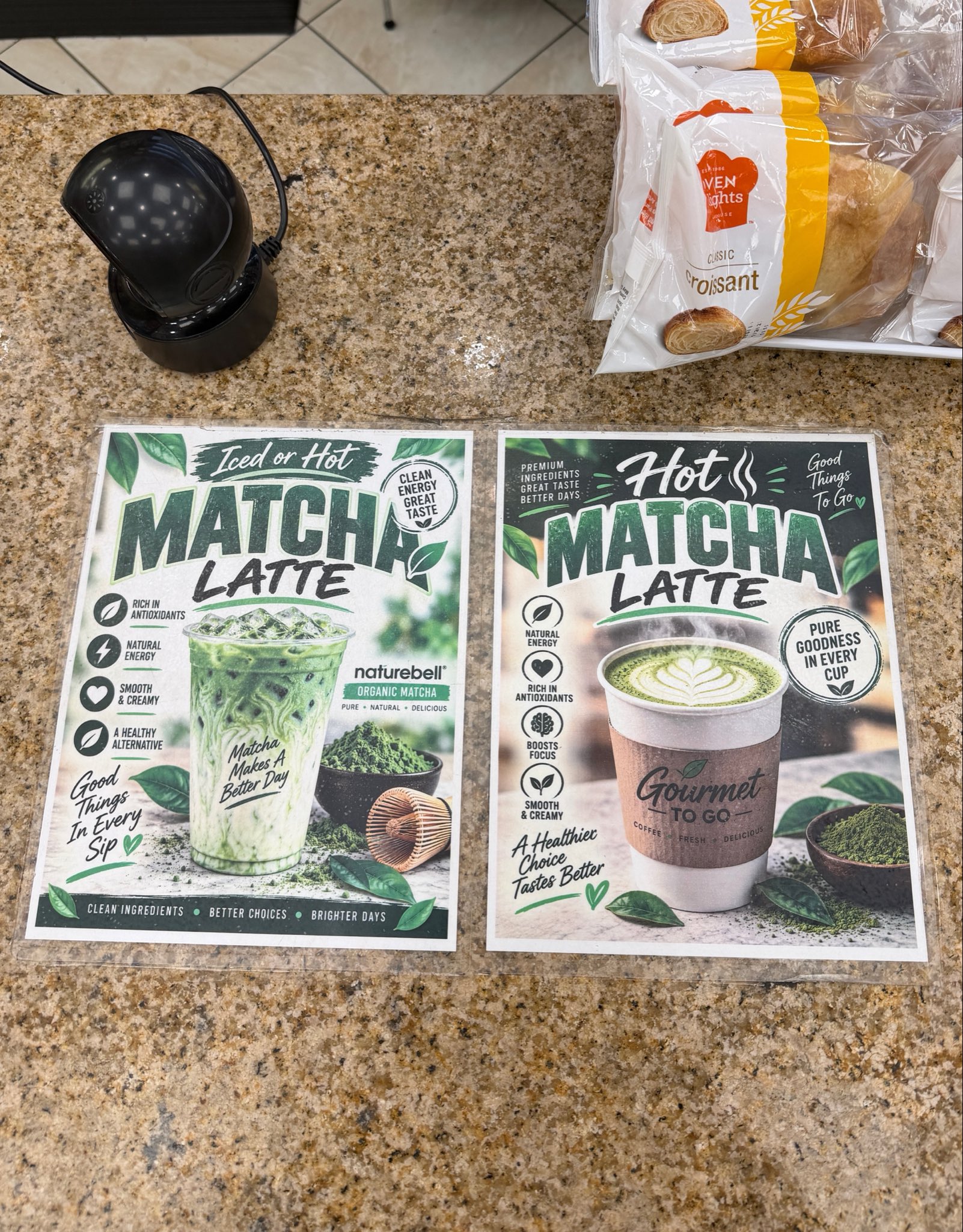 Product Marketing - Vintage Breakfast Deli Sidewalk Sign — sample posted by 澔澔